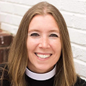 Erin Moniz Headshot