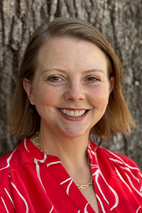 Headshot of Hilary Turner